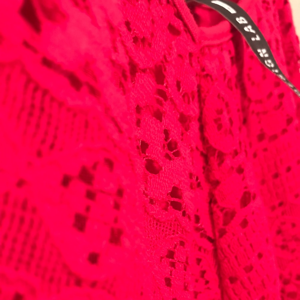 Design Lab Red Top - Picture 3 of 6